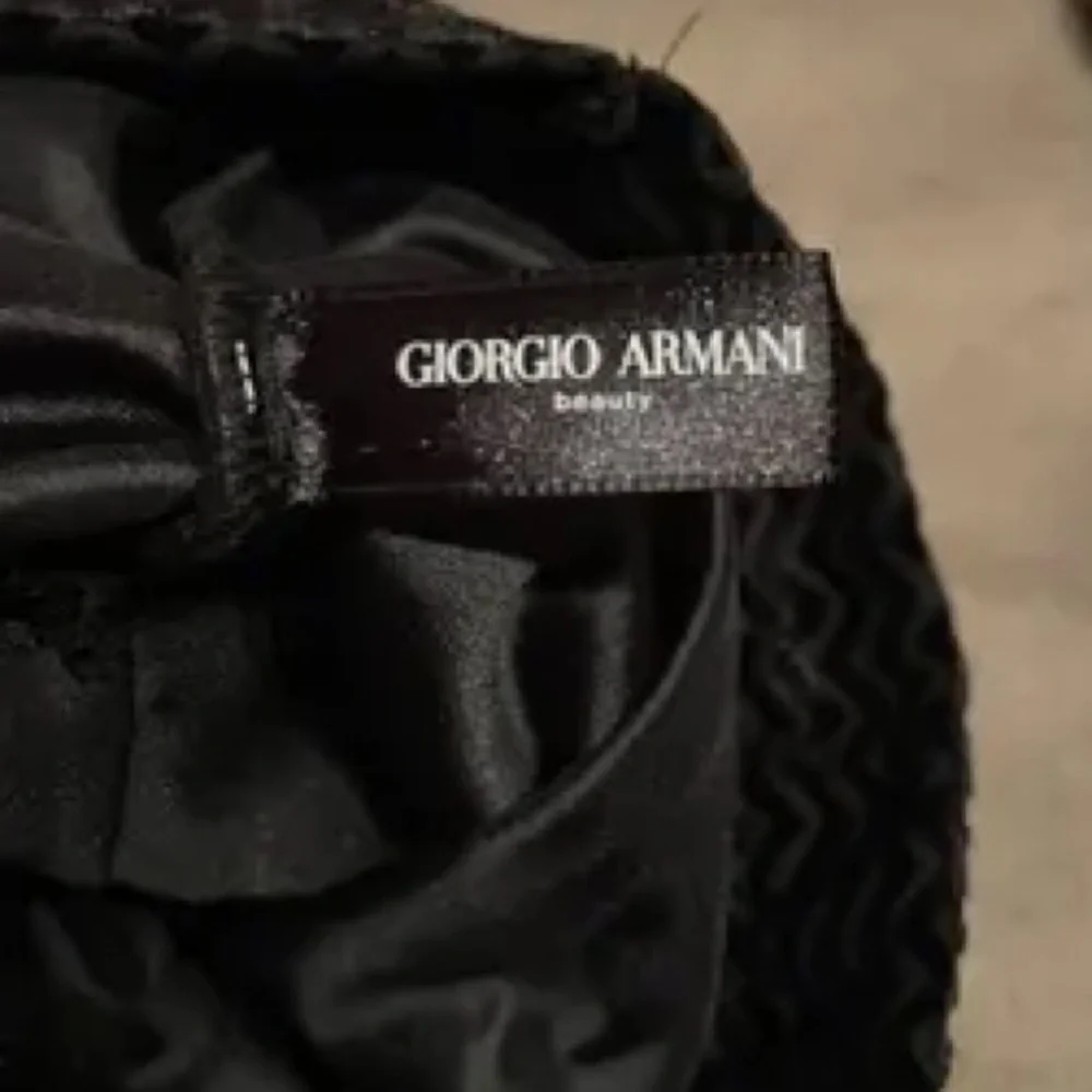 Giorgio Armani Velvet Soft Chevron Pattern Drawstring Cosmetic Bag Pouch NEW - Picture 4 of 6